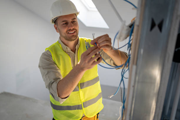 Best Electrical Repair Services  in Hutchinson, MN